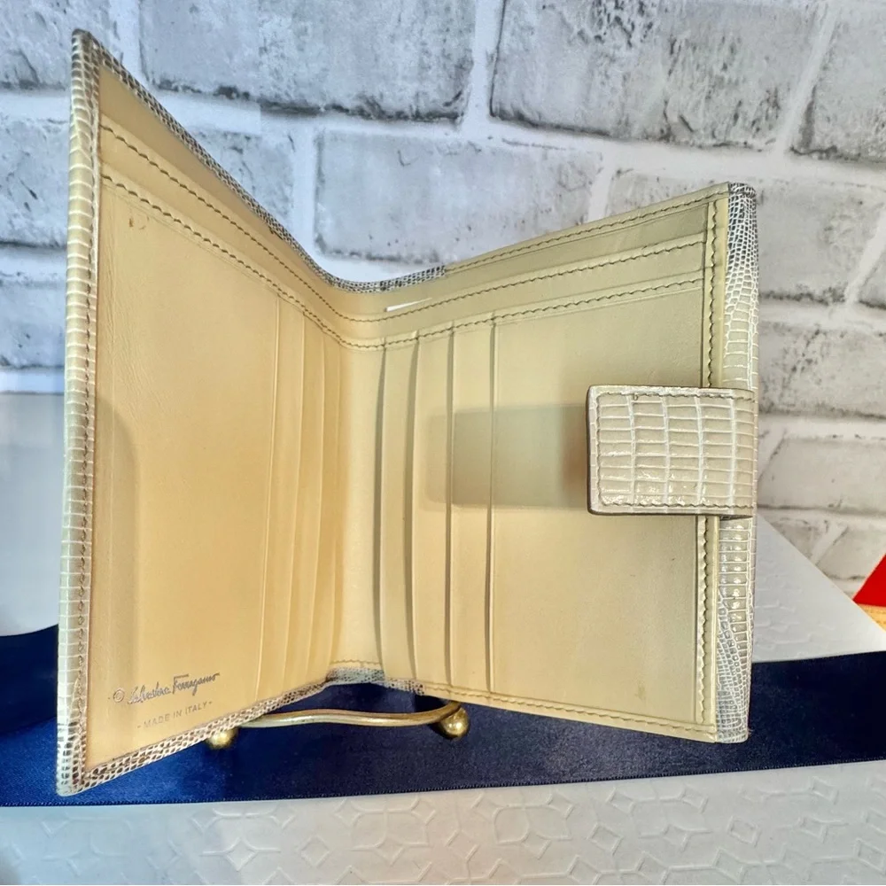 Salvatore Ferragamo Repitle Print wallet with box - Picture 8 of 13